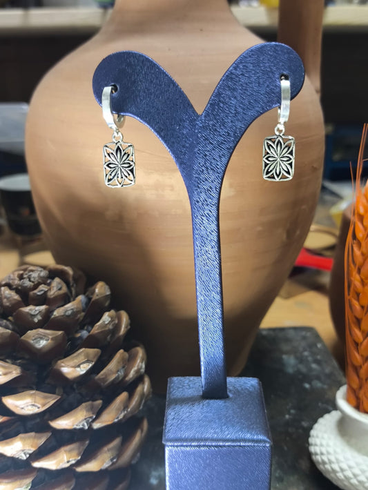 925 Ayar Gümüş Küpe